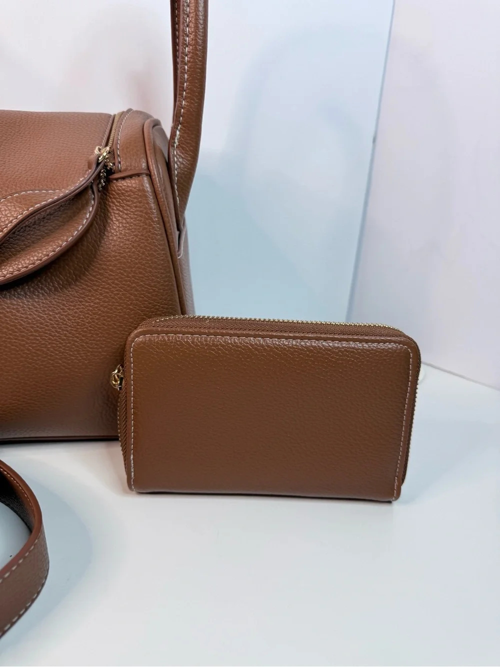 Brown Leather Crossbody Bag with Zip Wallet